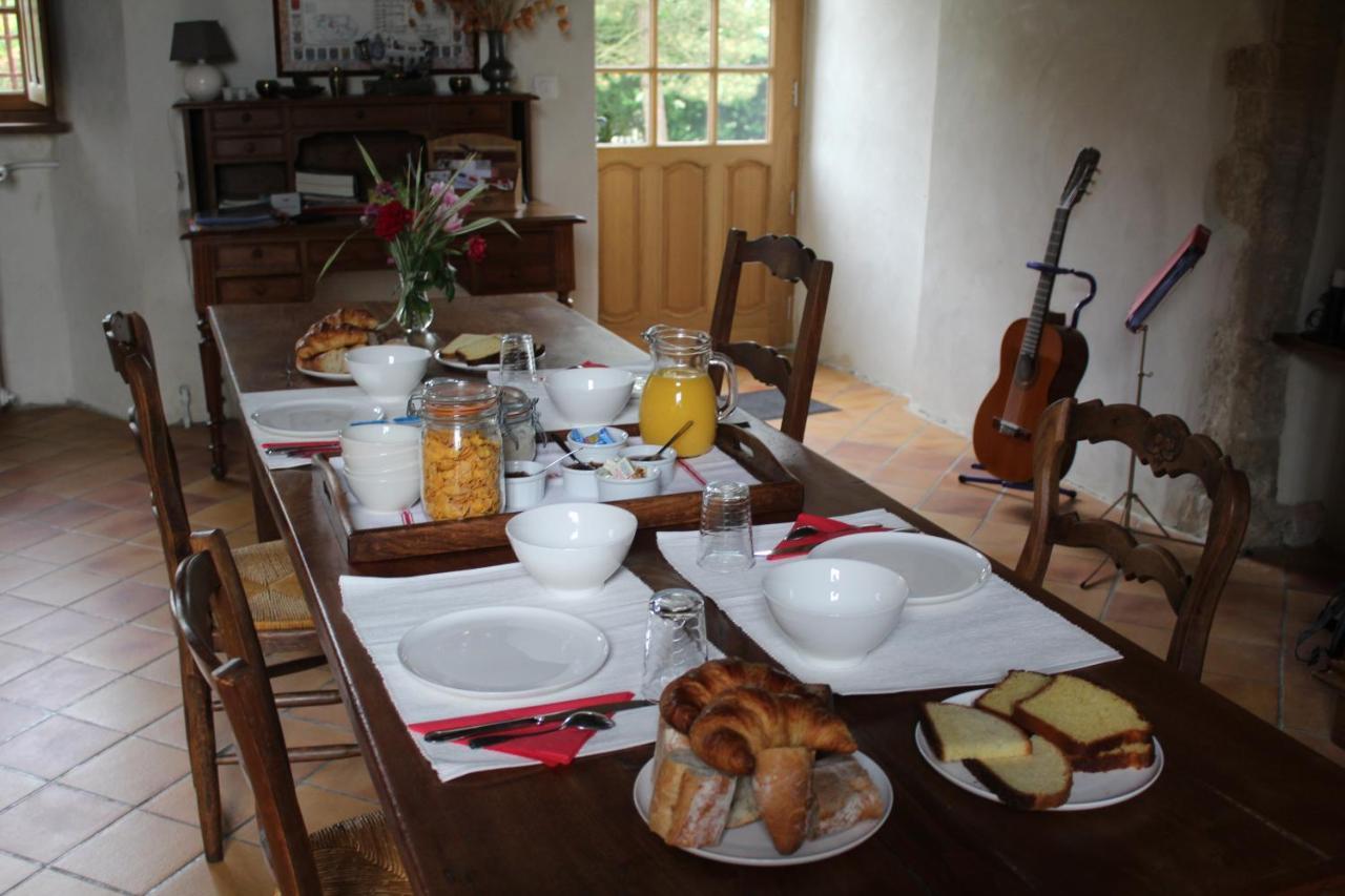 Bed and Breakfast Manoir De La Ventiniere Marchesieux Экстерьер фото
